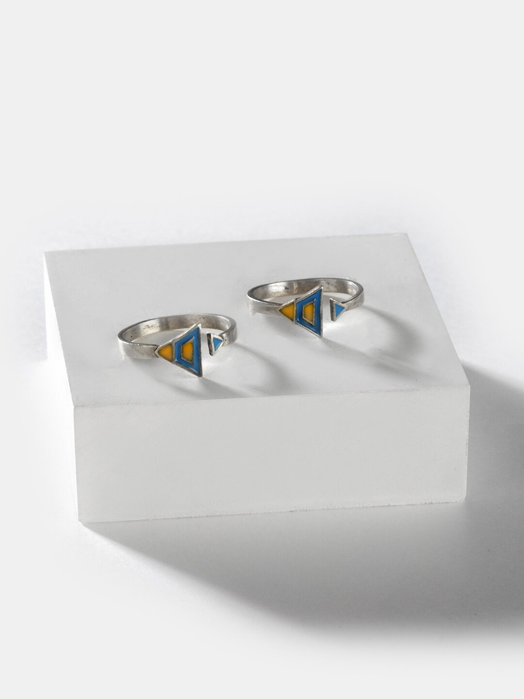 

SHAYA Set Of 2 Silver-Toned & Blue Enamelled Adjustable Ethnic Toe Ring
