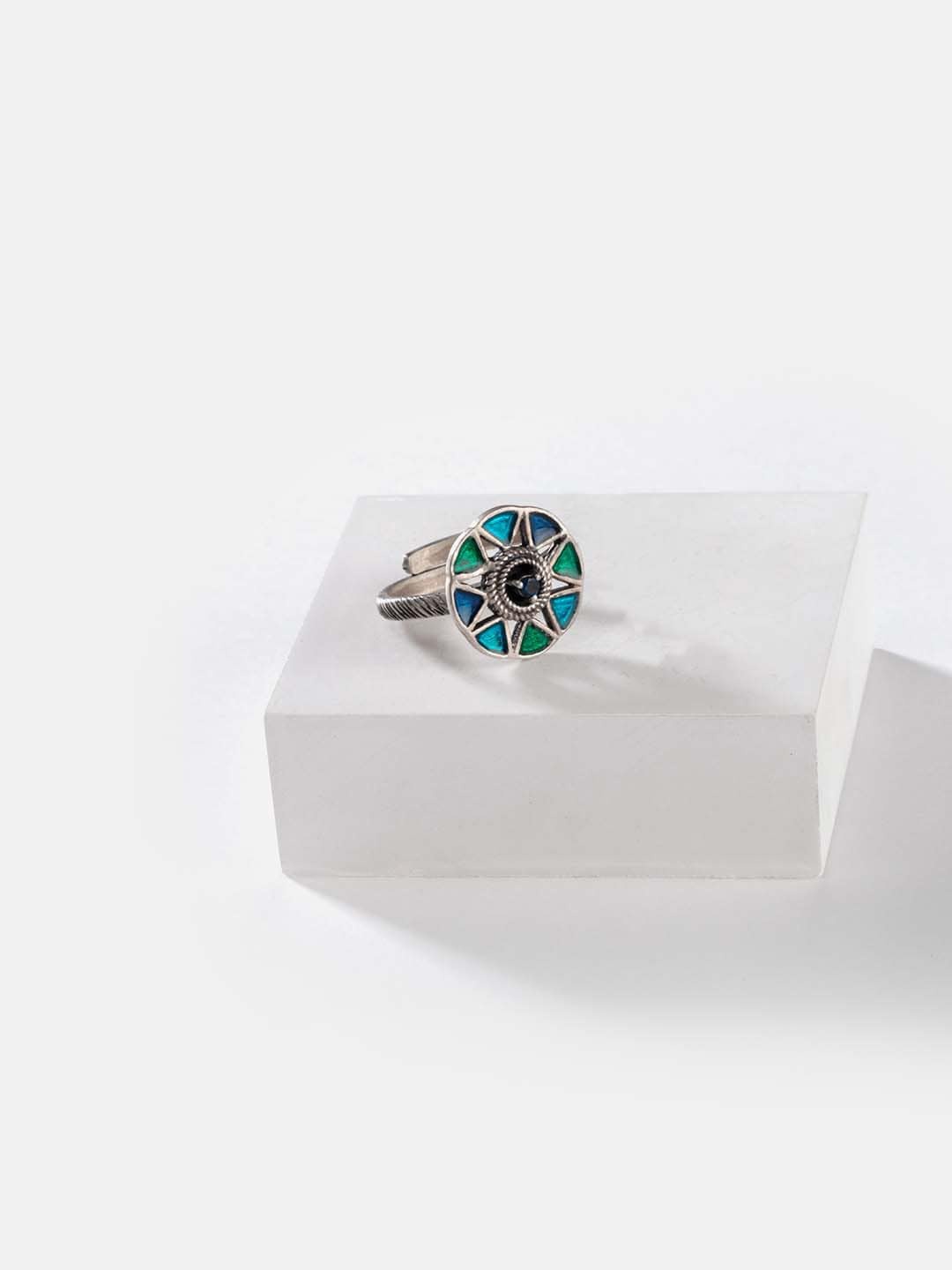 

SHAYA Oxidised Silver-Toned & Blue Stone-Studded Enamelled Finger Ring