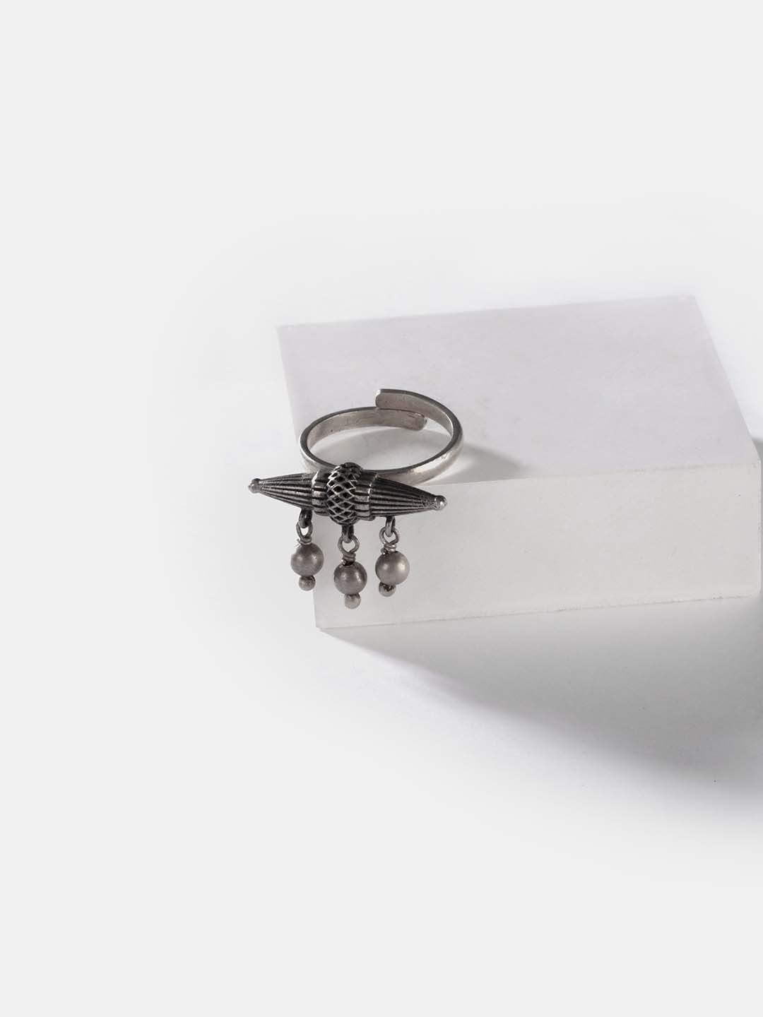 

SHAYA Oxidised Silver-Toned Adjustable Finger Ring