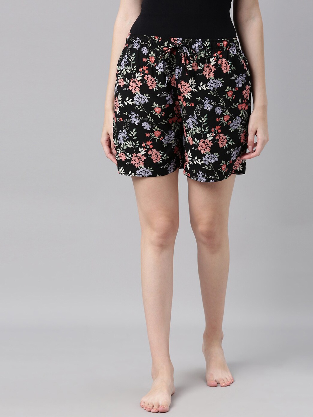 

Go Colors Women Black & Red Floral Printed Lounge Shorts