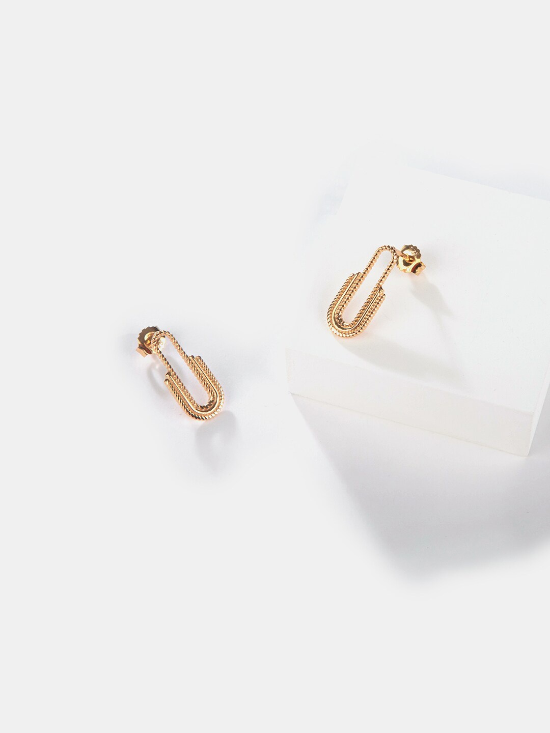 

SHAYA 925 Silver Gold-Toned Contemporary Studs Earrings