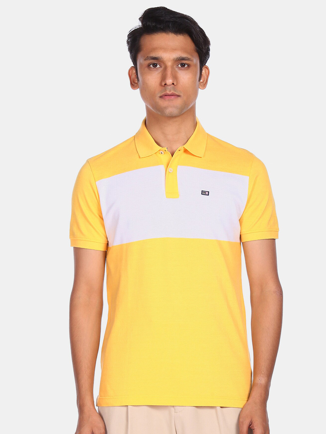 

Arrow Sport Men Yellow & White Colourblocked Pure Cotton T-shirt