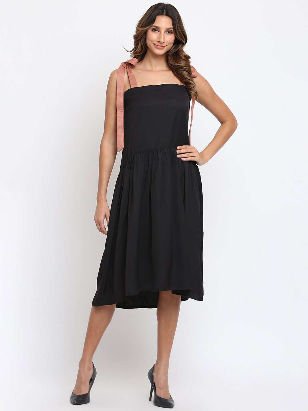 

am ma Black Midi Dress