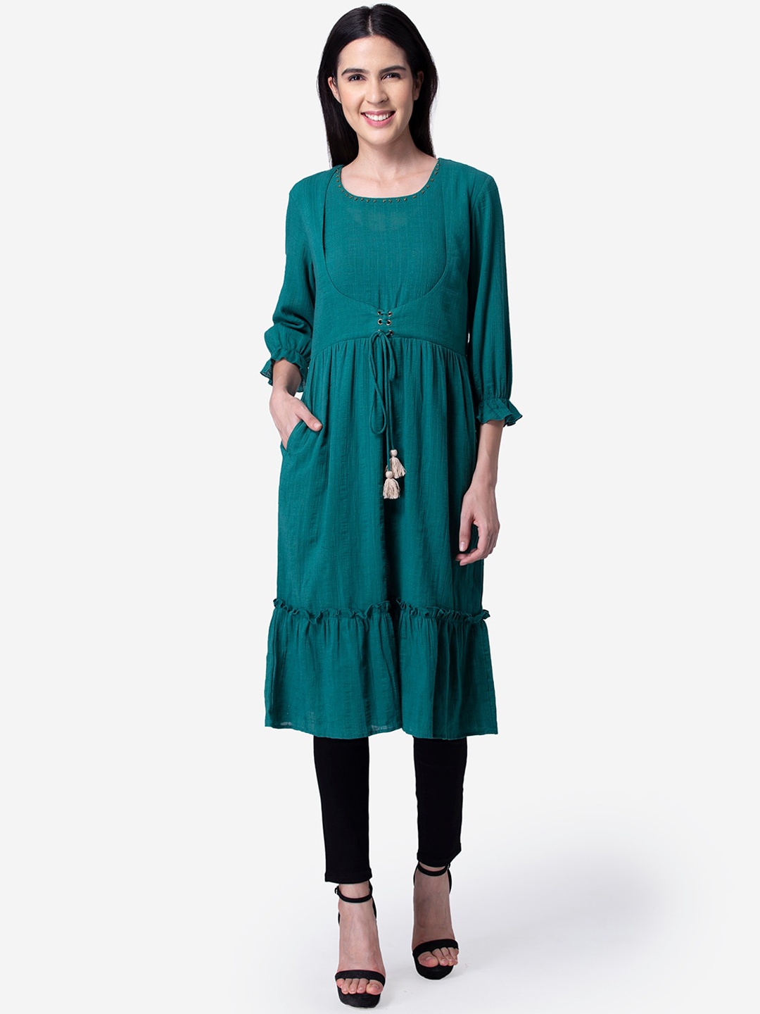 

Modriba Women Green Cotton Kurta