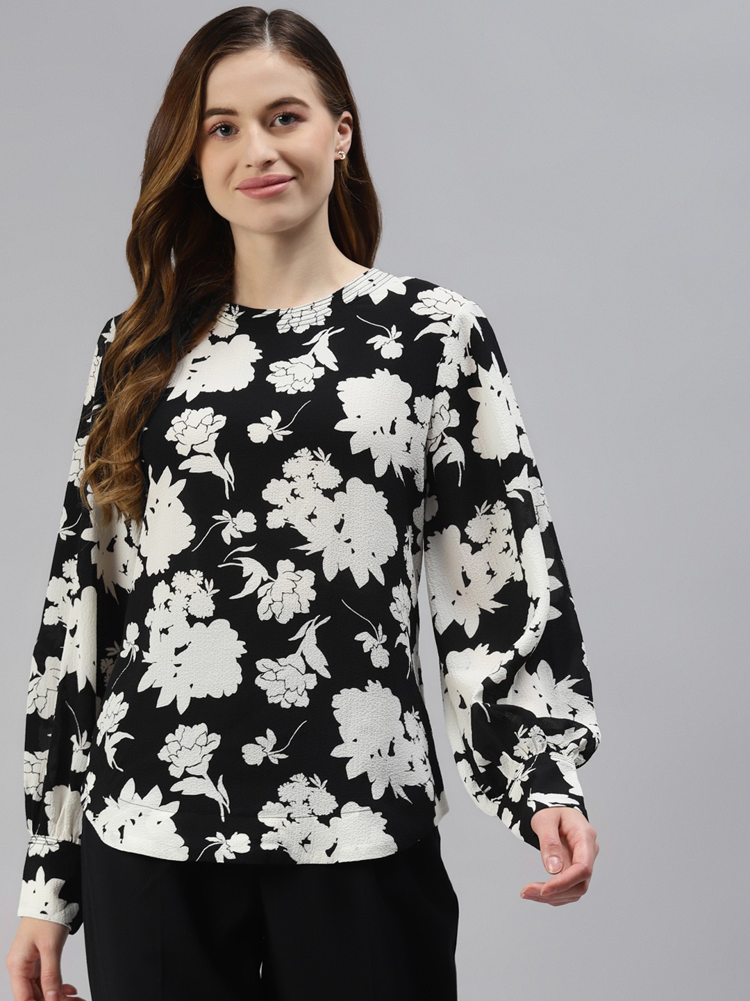 

Marks & Spencer Black & White Floral Print Top