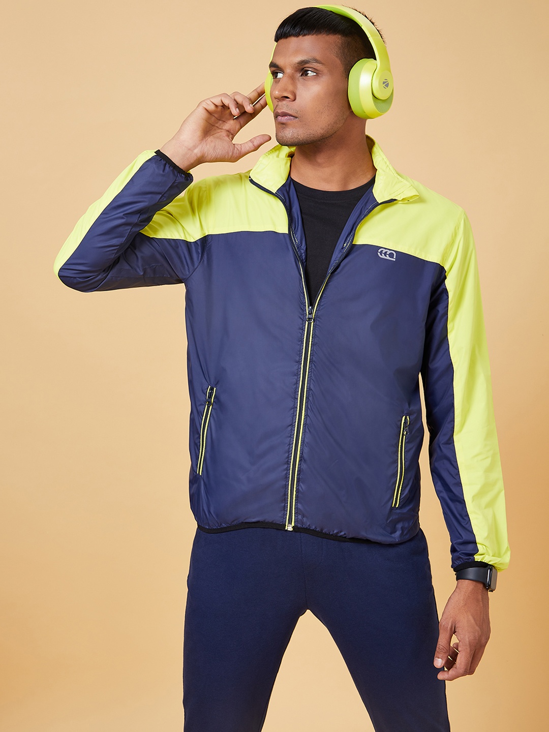 

Ajile by Pantaloons Men Grey & Green Colourblocked Bomber Jacket