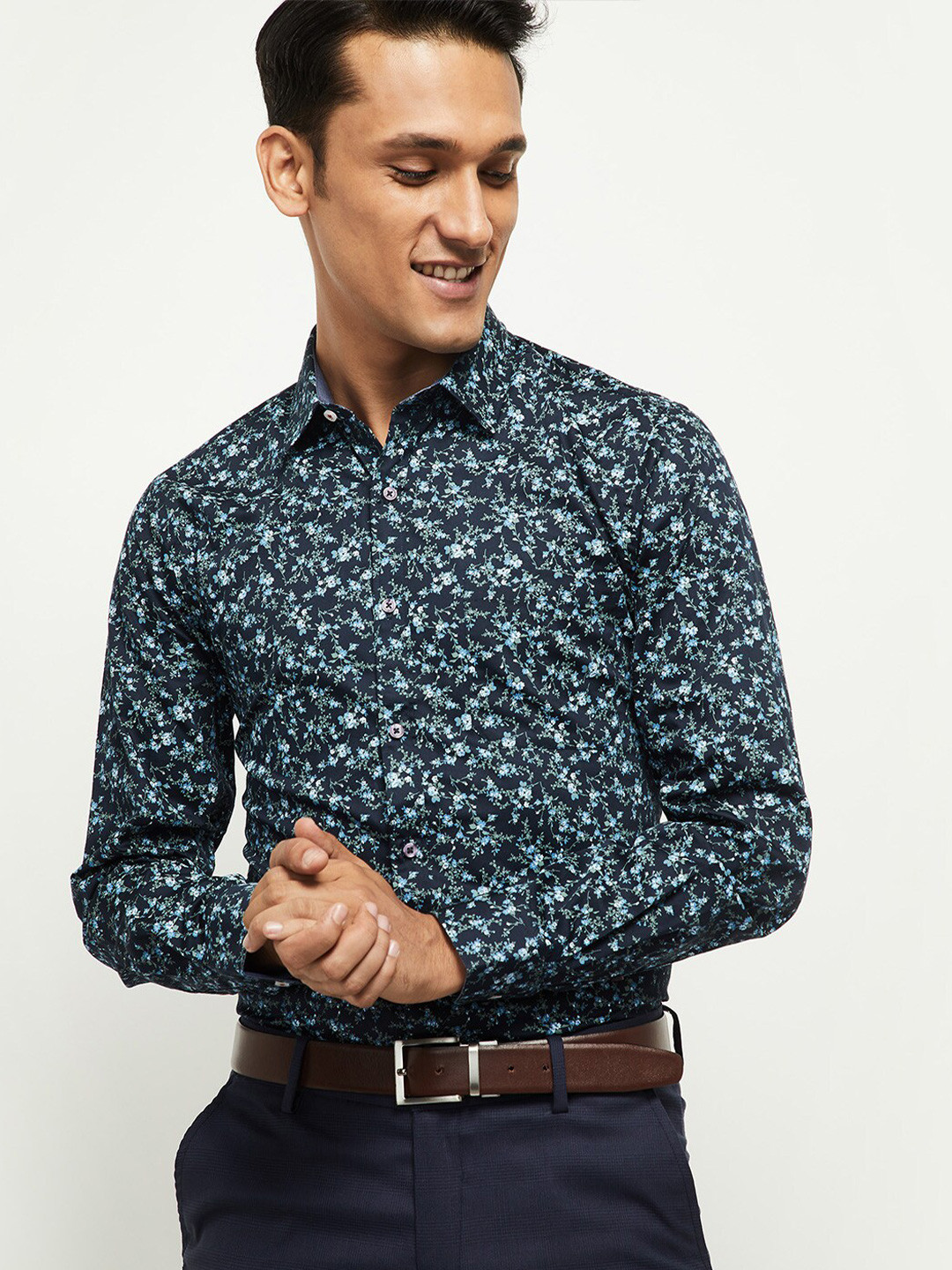 

max Men Navy Blue Floral Opaque Printed Casual Shirt