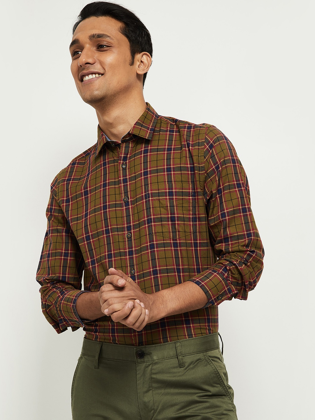 

max Men Olive Green Tartan Checks Opaque Checked Casual Shirt