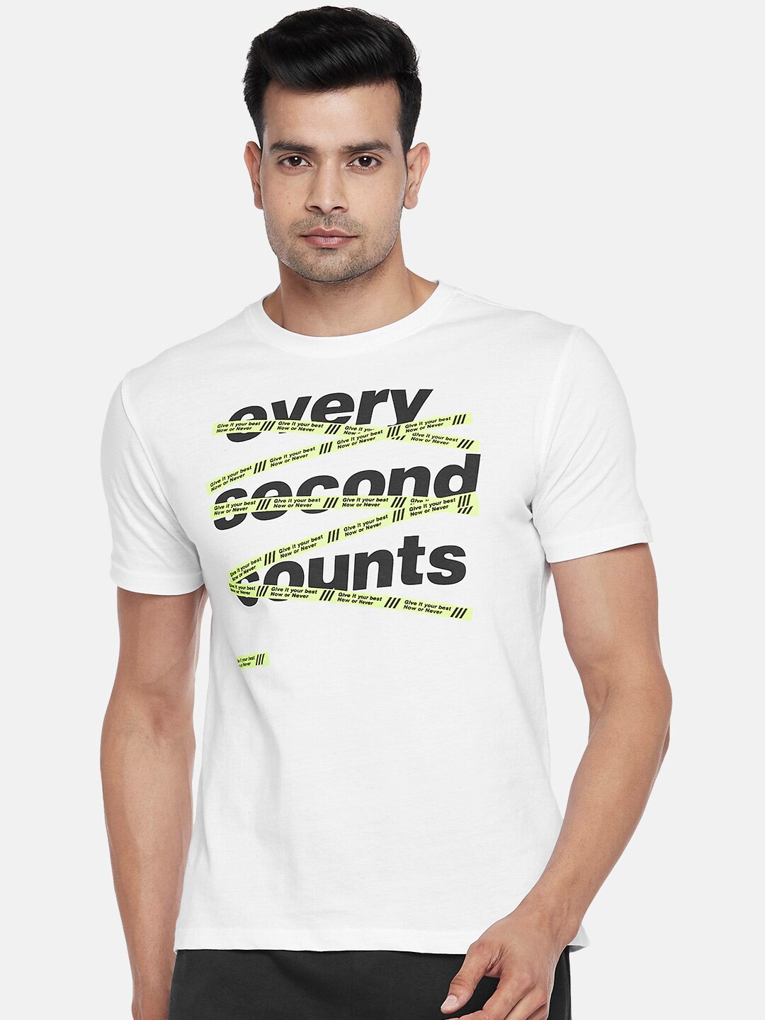 

Ajile by Pantaloons Men White Printed Pure Cotton Slim Fit T-shirt
