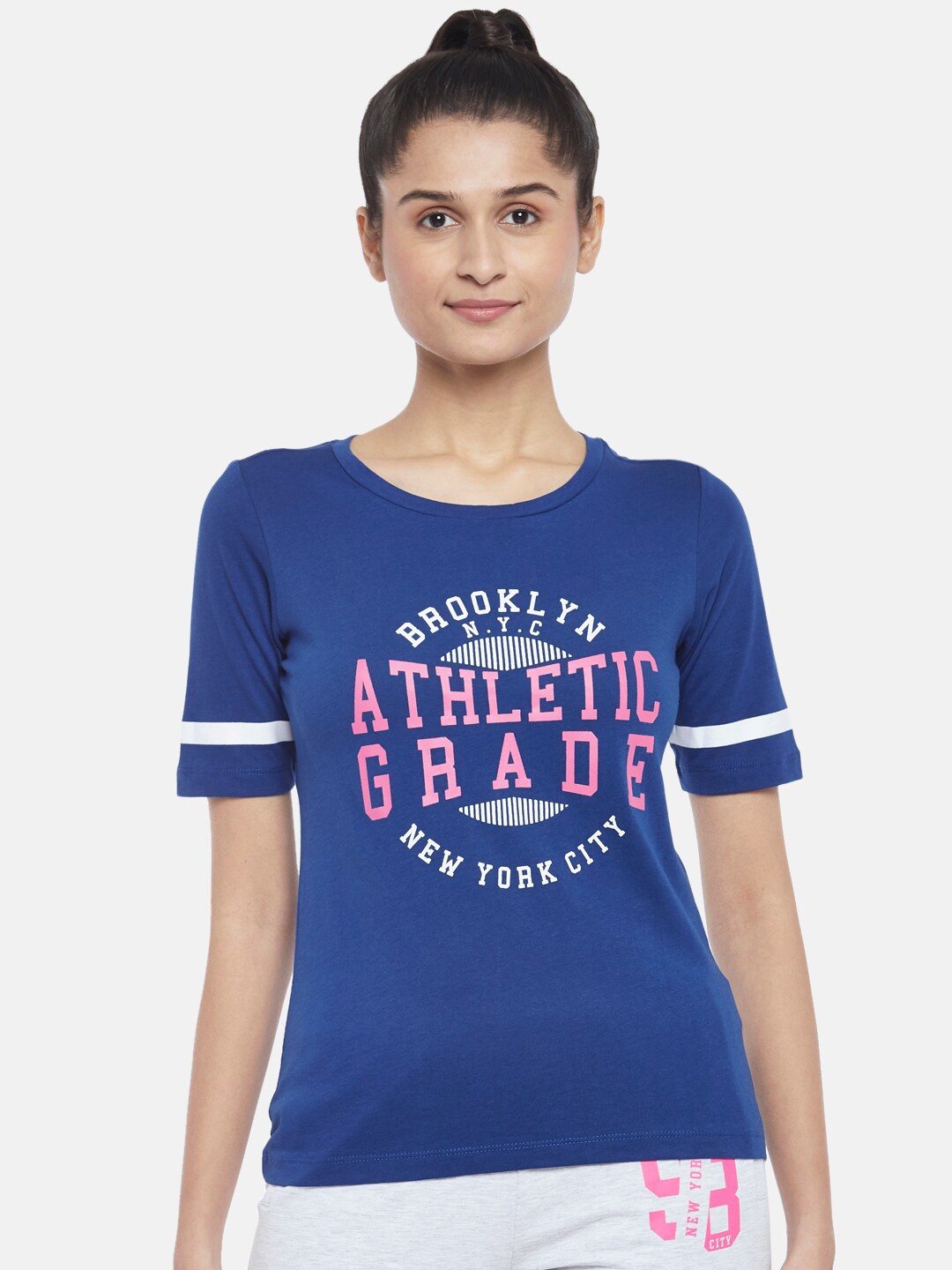 

Ajile by Pantaloons Women Navy Blue Typography Printed Cotton T-shirt