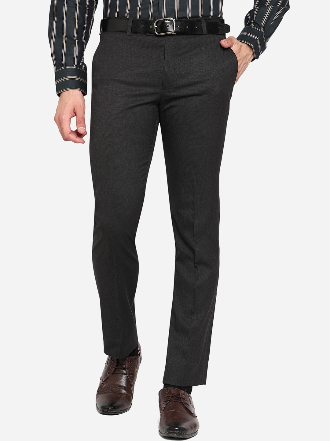 

JB STUDIO Men Charcoal Grey Slim Fit Wrinkle Free Formal Trousers