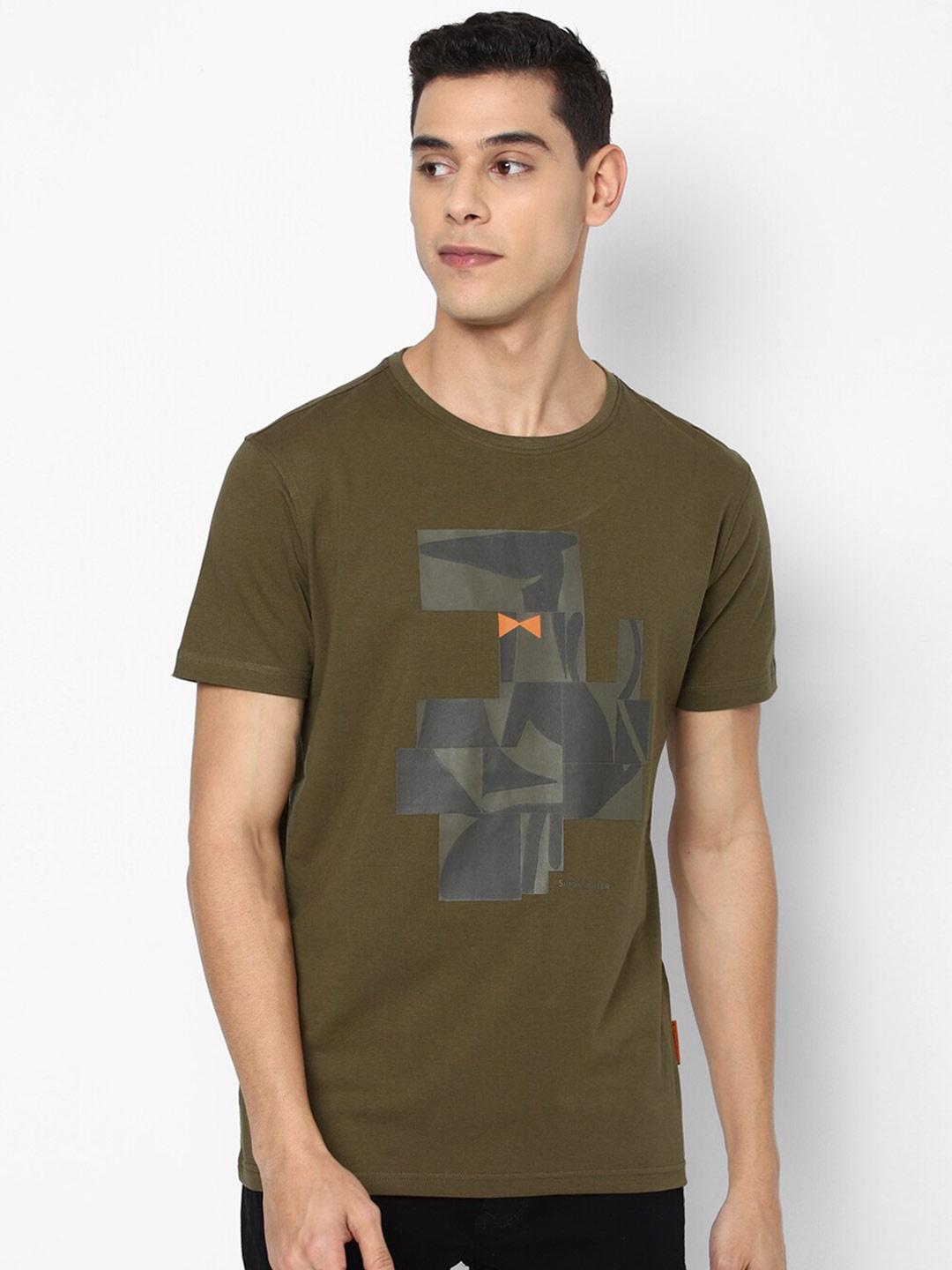 

SIMON CARTER LONDON Men Olive Green & Grey Graphic Printed Slim Fit T-shirt