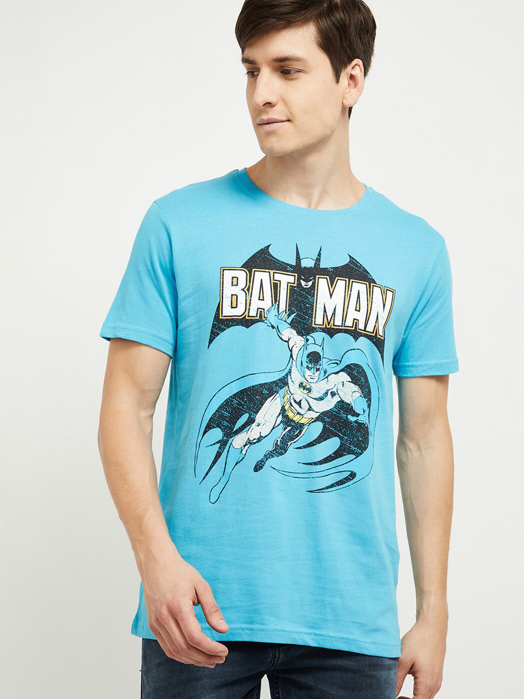 

max Men Blue & Black Batman Printed Pure Cotton T-shirt