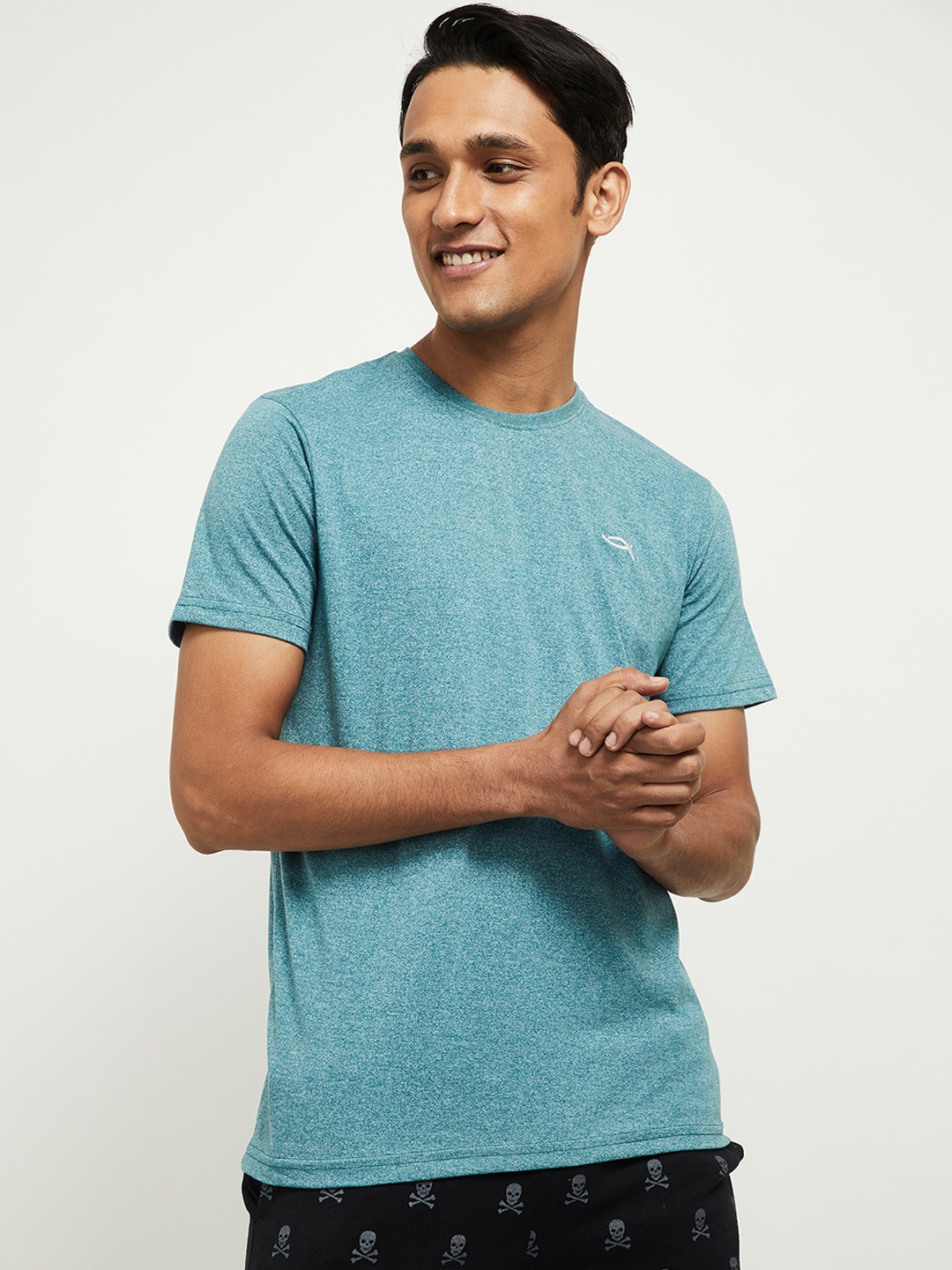 

max Men Blue T-shirt