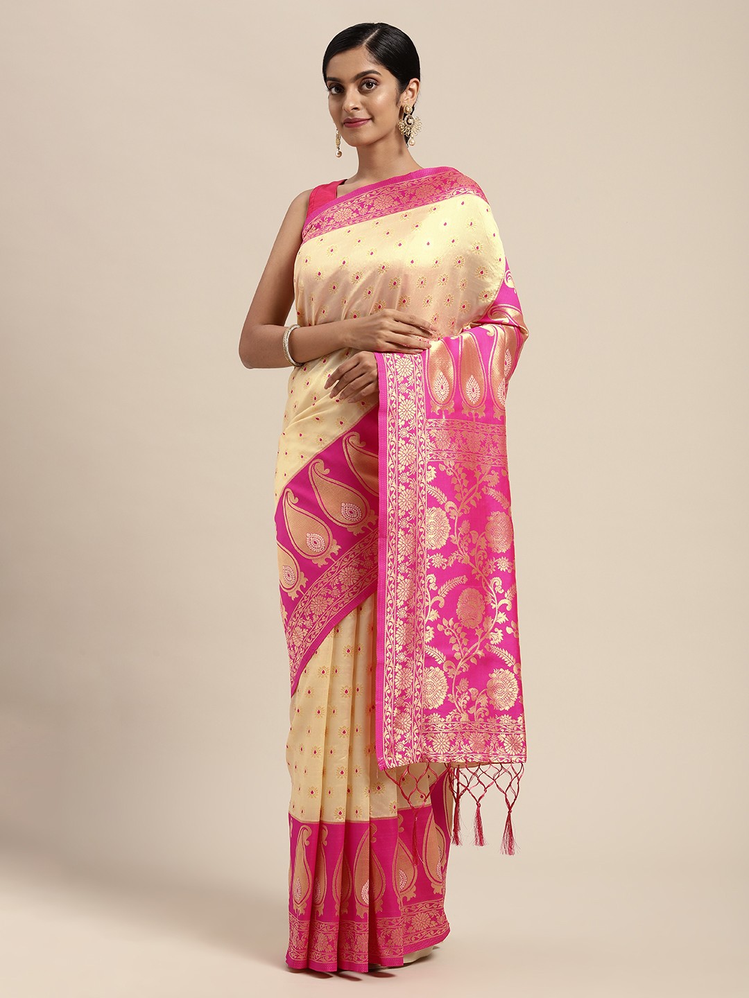 

Mitera Off White & Pink Woven Design Zari Silk Blend Banarasi Saree