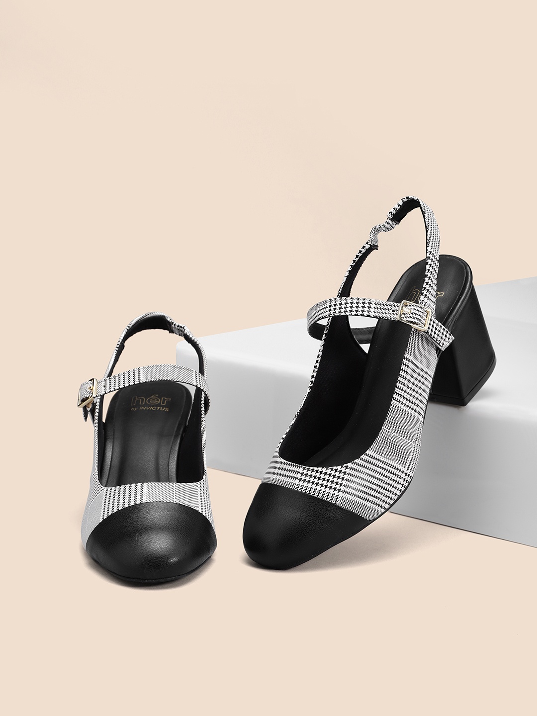 

her by invictus Black & White Herringbone Printed Block Pumps