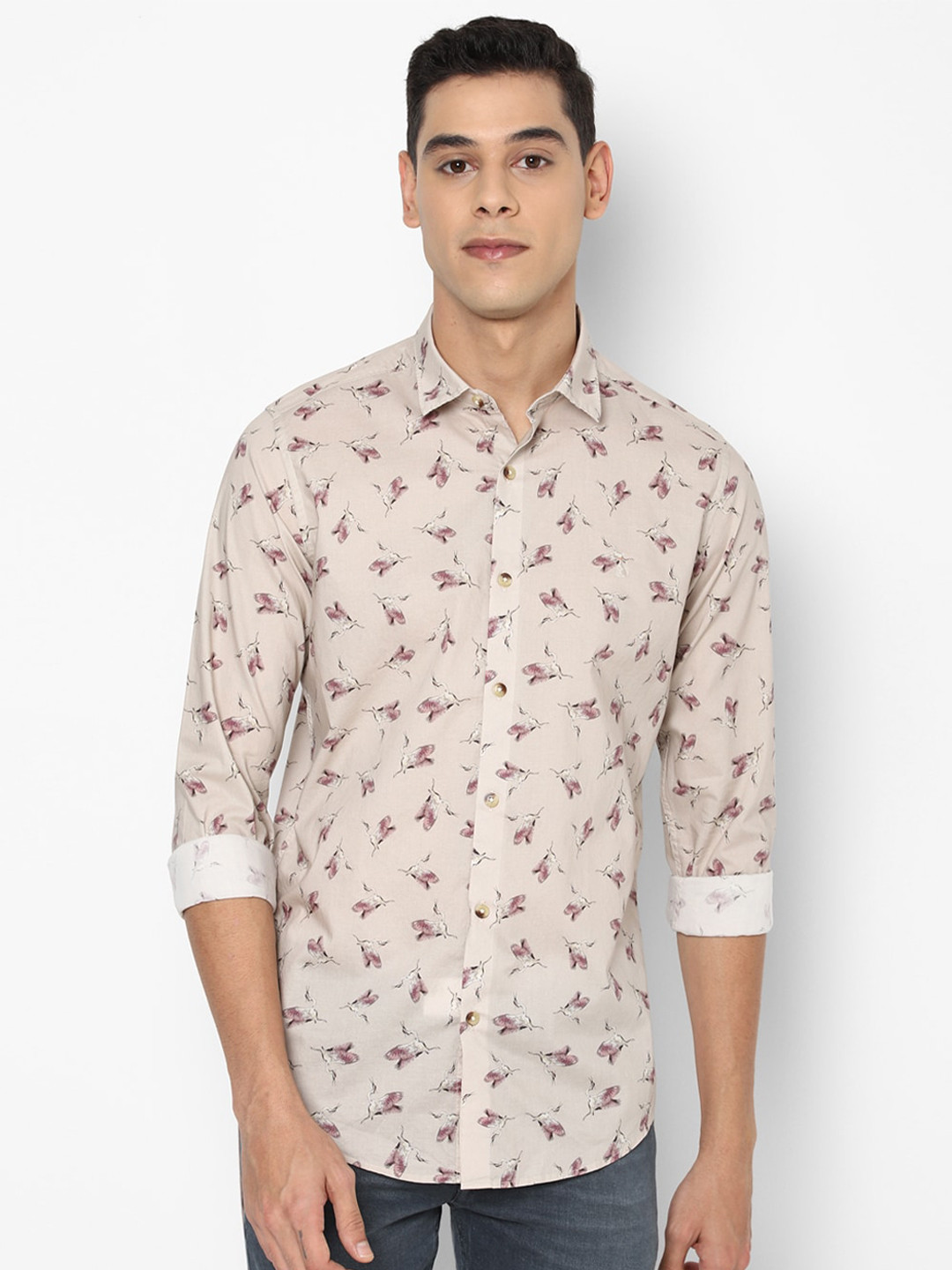 

SIMON CARTER LONDON Men Beige Slim Fit Opaque Printed Casual Shirt