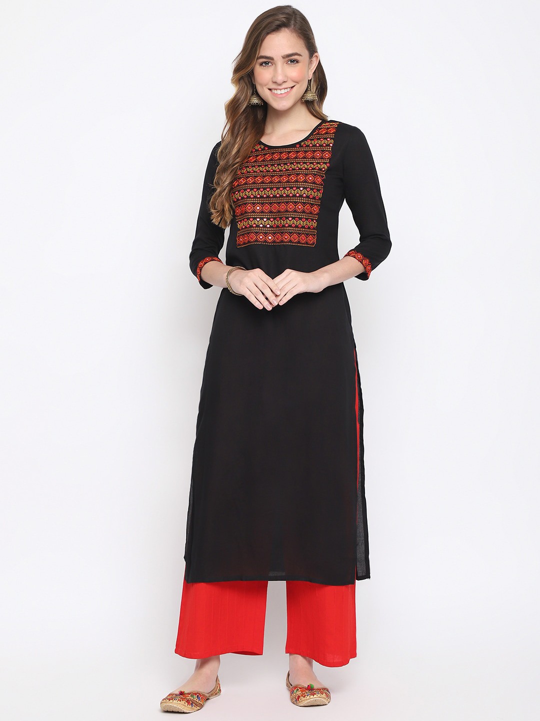 

FASHION DEPTH Women Black Embroidered Thread Work Kurta