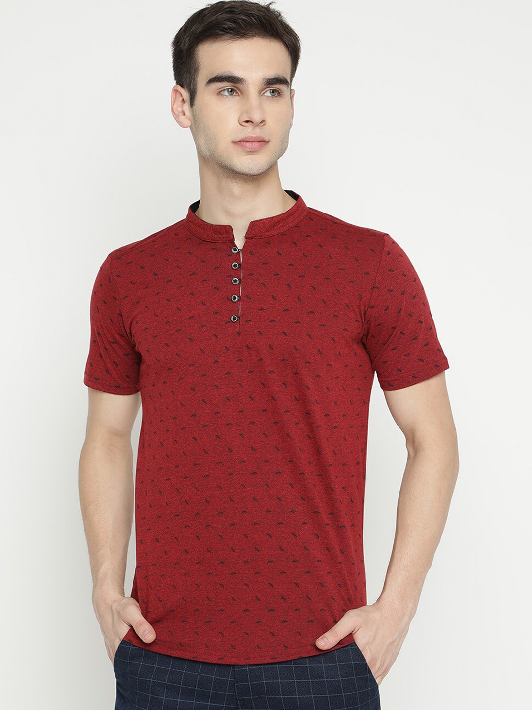 

V2 Value & Variety Men Maroon Printed Henley Neck T-shirt