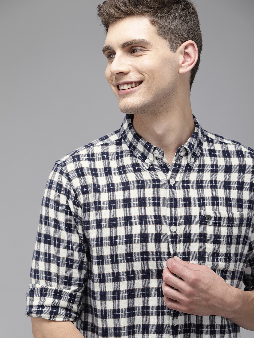 

THE BEAR HOUSE Men Blue Slim Fit Pure Cotton Checked Casual Shirt