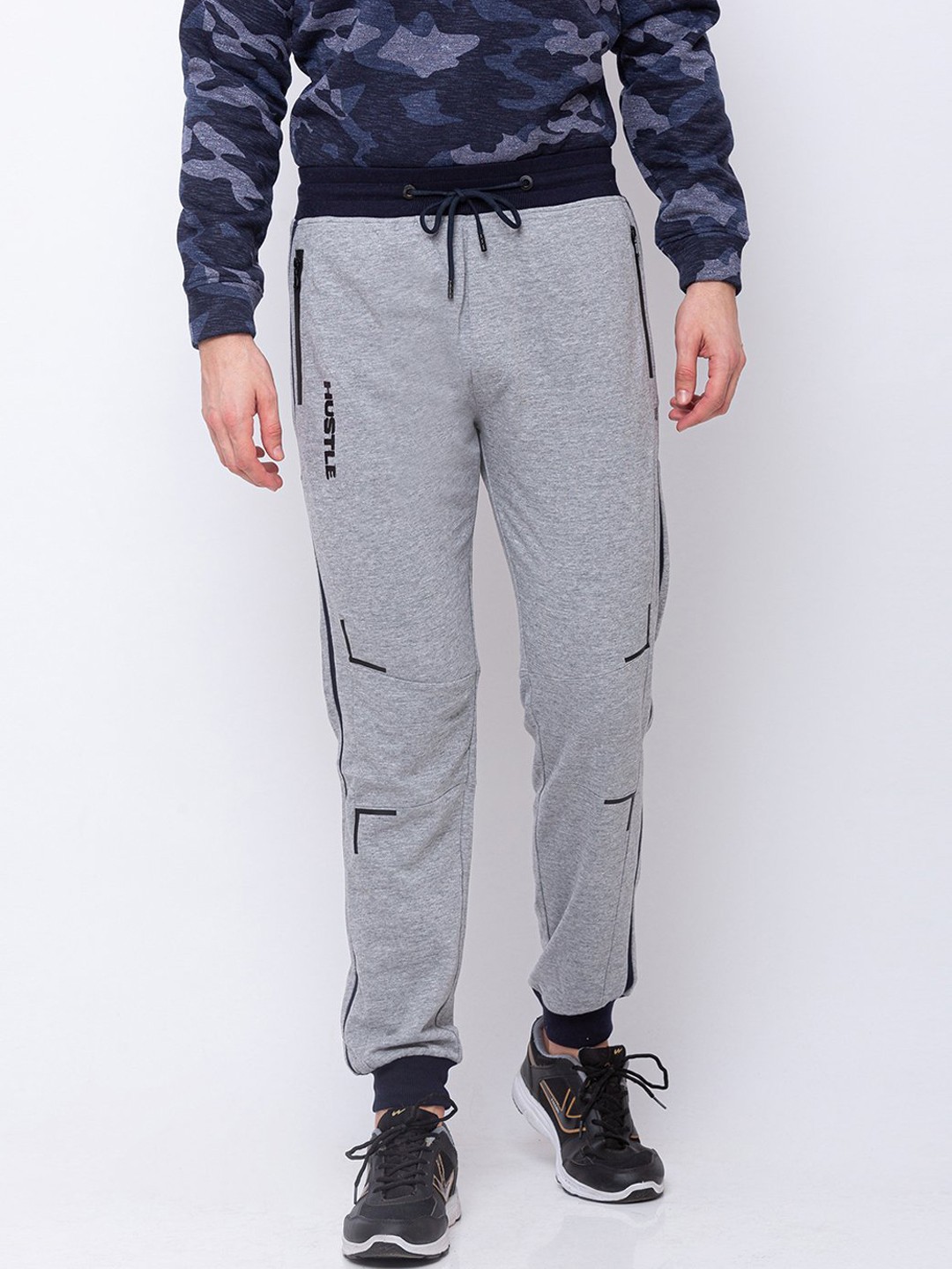 

Status Quo Men Grey Solid Joggers