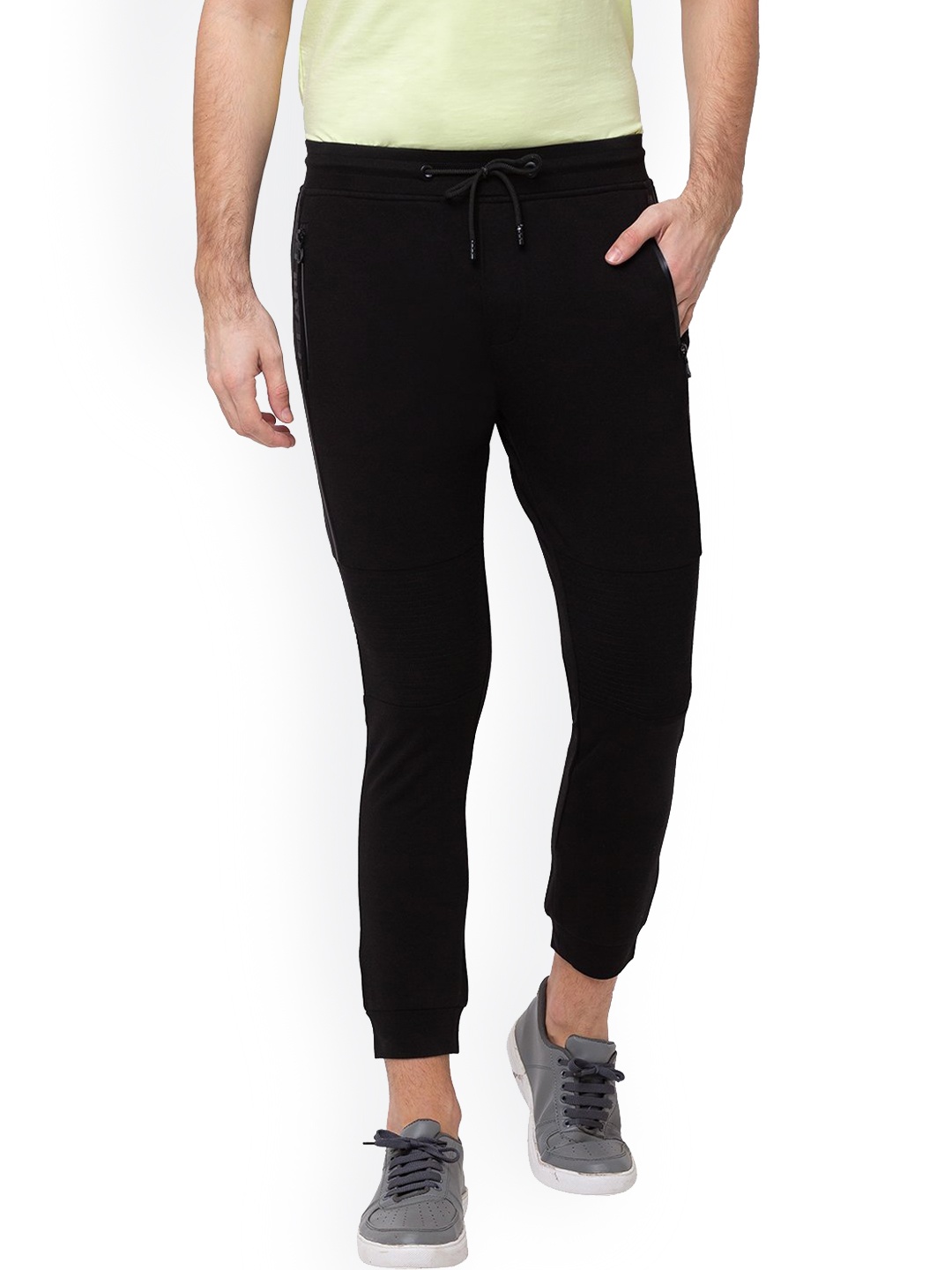 

Status Quo Men Black Solid Joggers