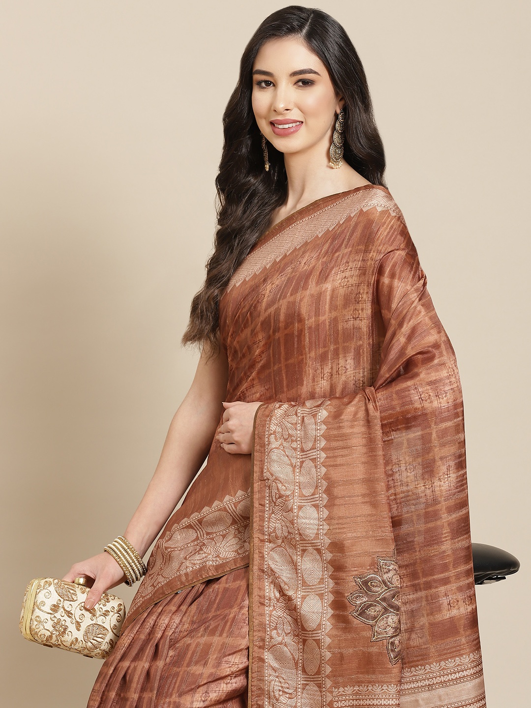 

Mitera Rust Brown & Beige Ethnic Motifs Art Silk Saree