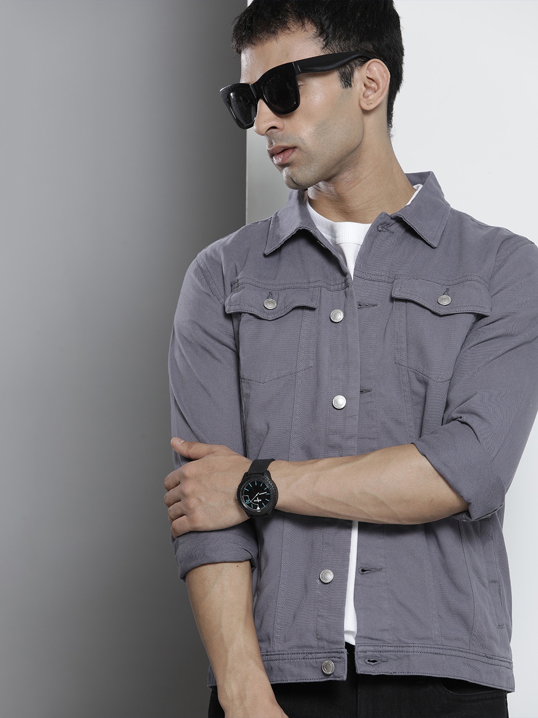 

The Indian Garage Co Men Charcoal Grey Cotton Denim Jacket