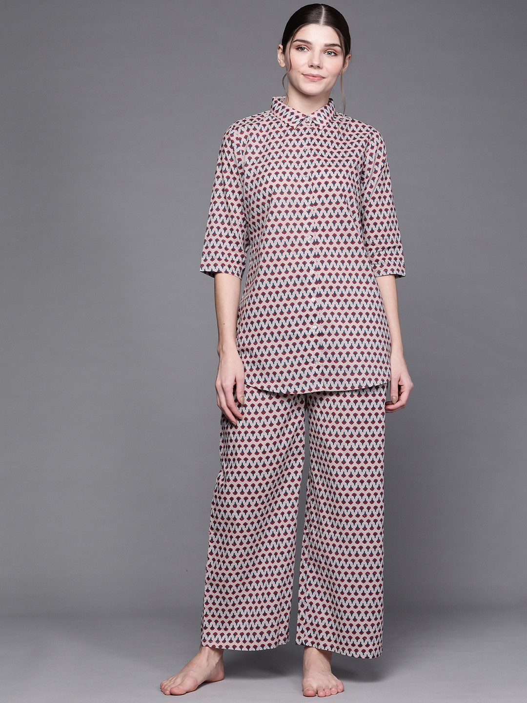 

Libas Women Taupe & Red Printed Night suit