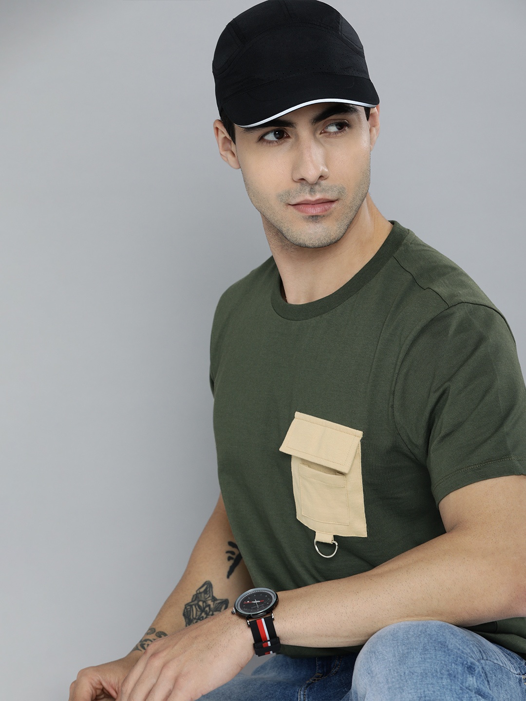 

Kook N Keech Men Olive Green Solid Pure Cotton T-shirt