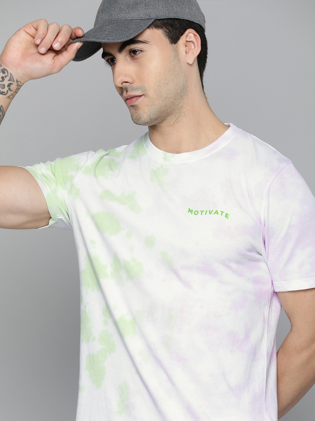 

Kook N Keech Men White & Green Tie and Dye Relaxed T-shirt