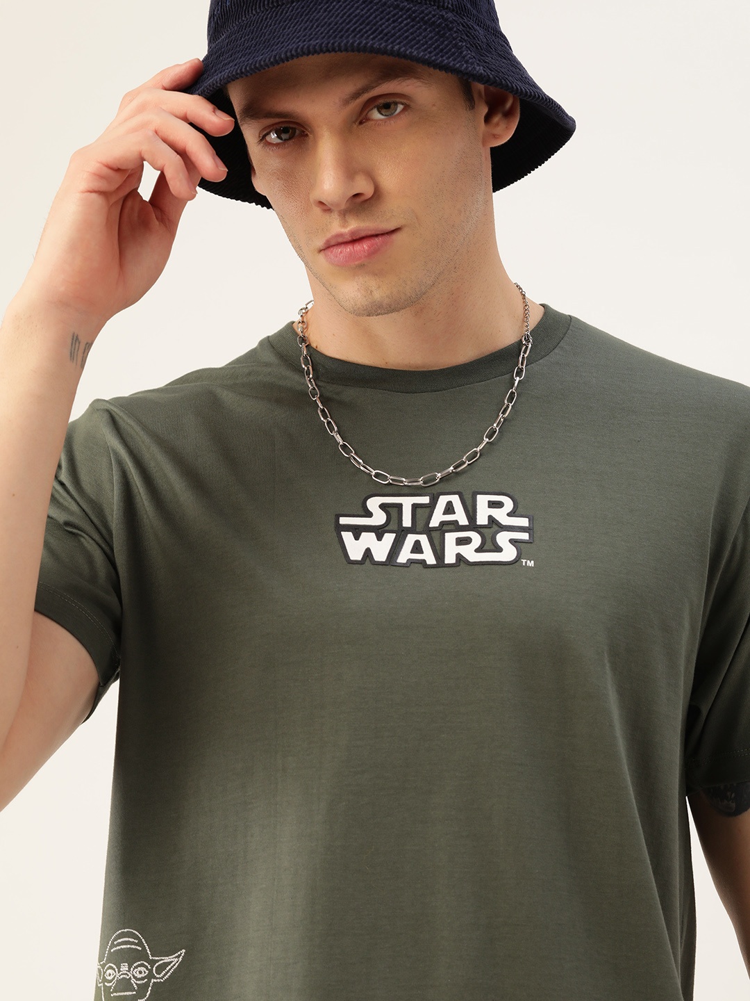 

Kook N Keech Star Wars Men Olive Green & White Pure Cotton Applique T-shirt