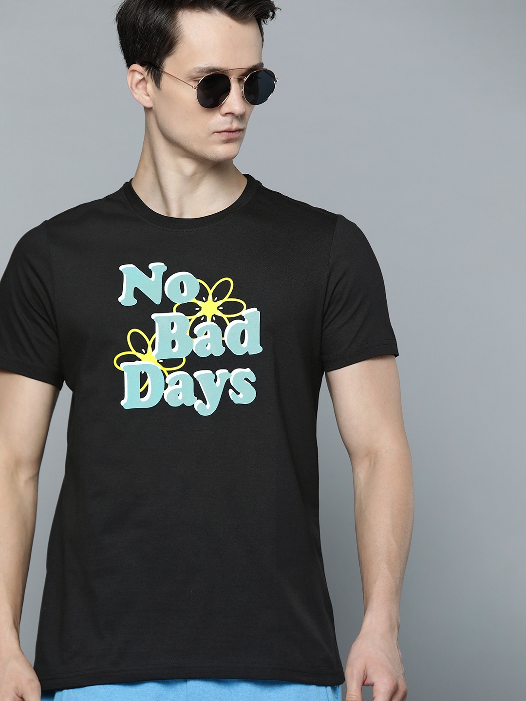 

Kook N Keech Men Black & Blue Typography Printed Pure Cotton T-shirt