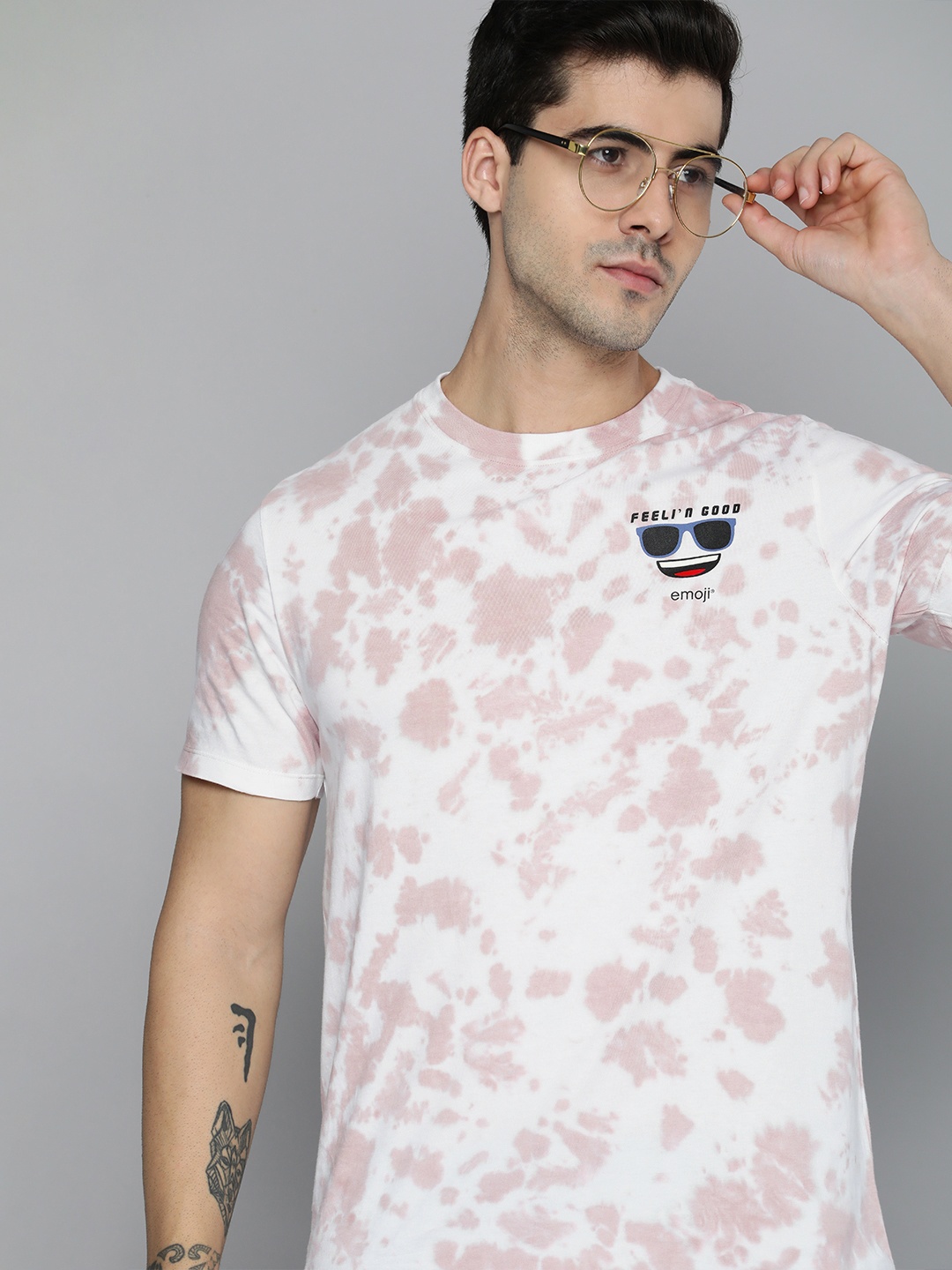 

Kook N Keech Emoji Men Rose & White Tie and Dye Printed Pure Cotton T-shirt