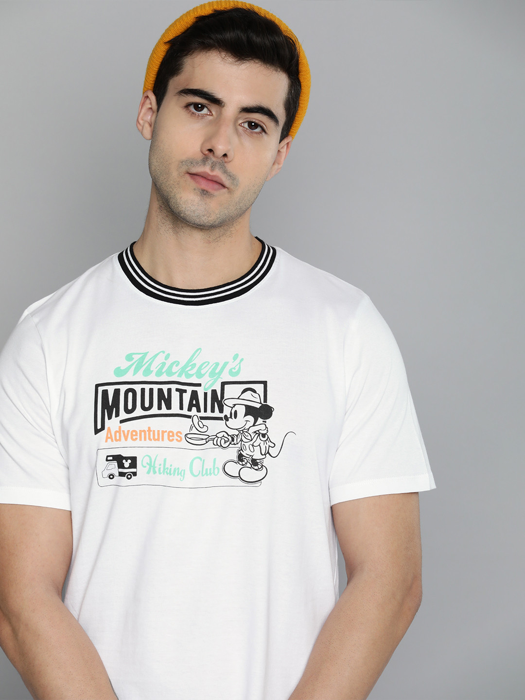 

Kook N Keech Disney Men White & Black Mickey Mouse Printed Pure Cotton T-shirt