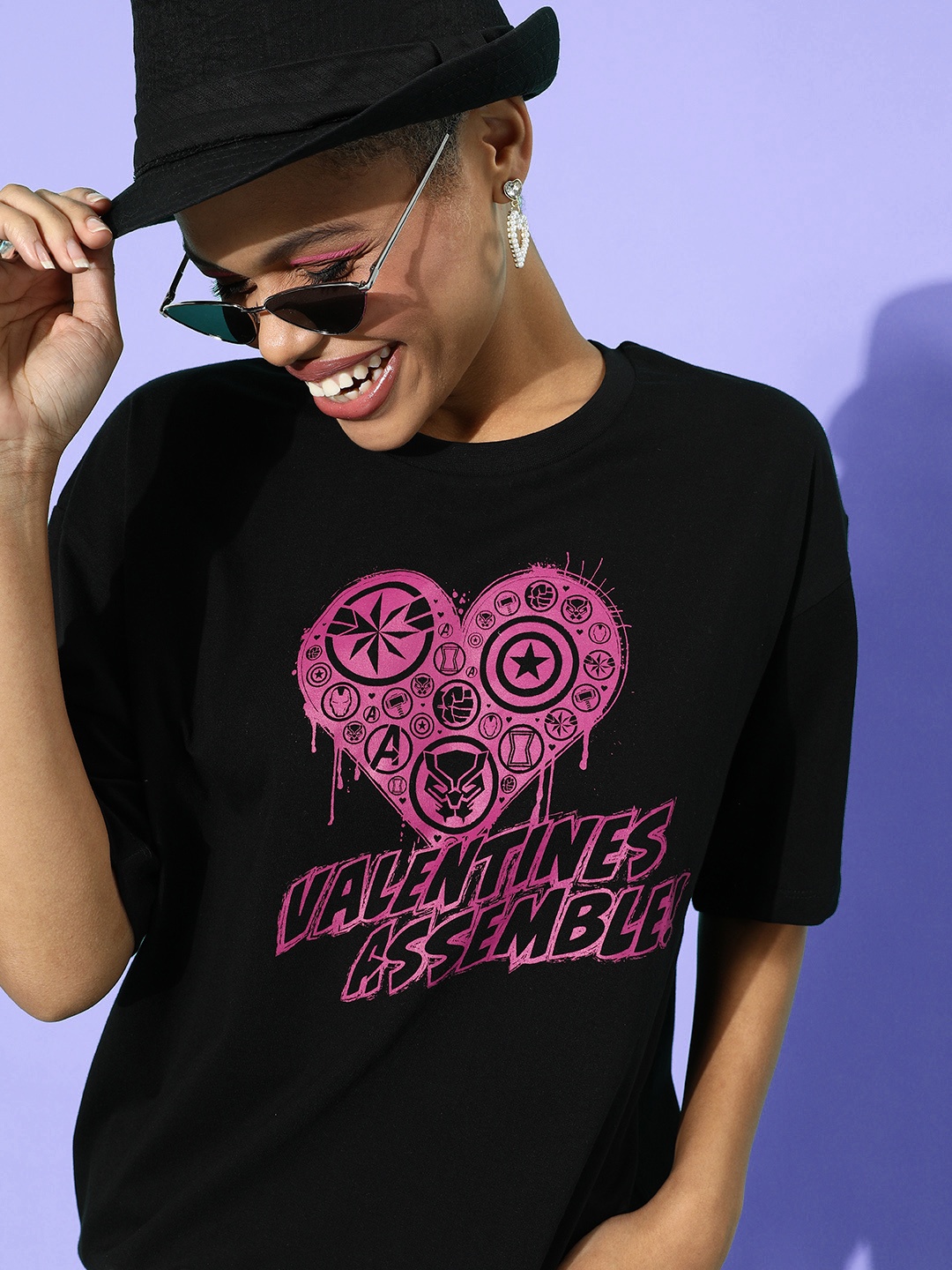 

Kook N Keech Disney Valentine Black & Pink Printed Oversized Extended Sleeves T-shirt