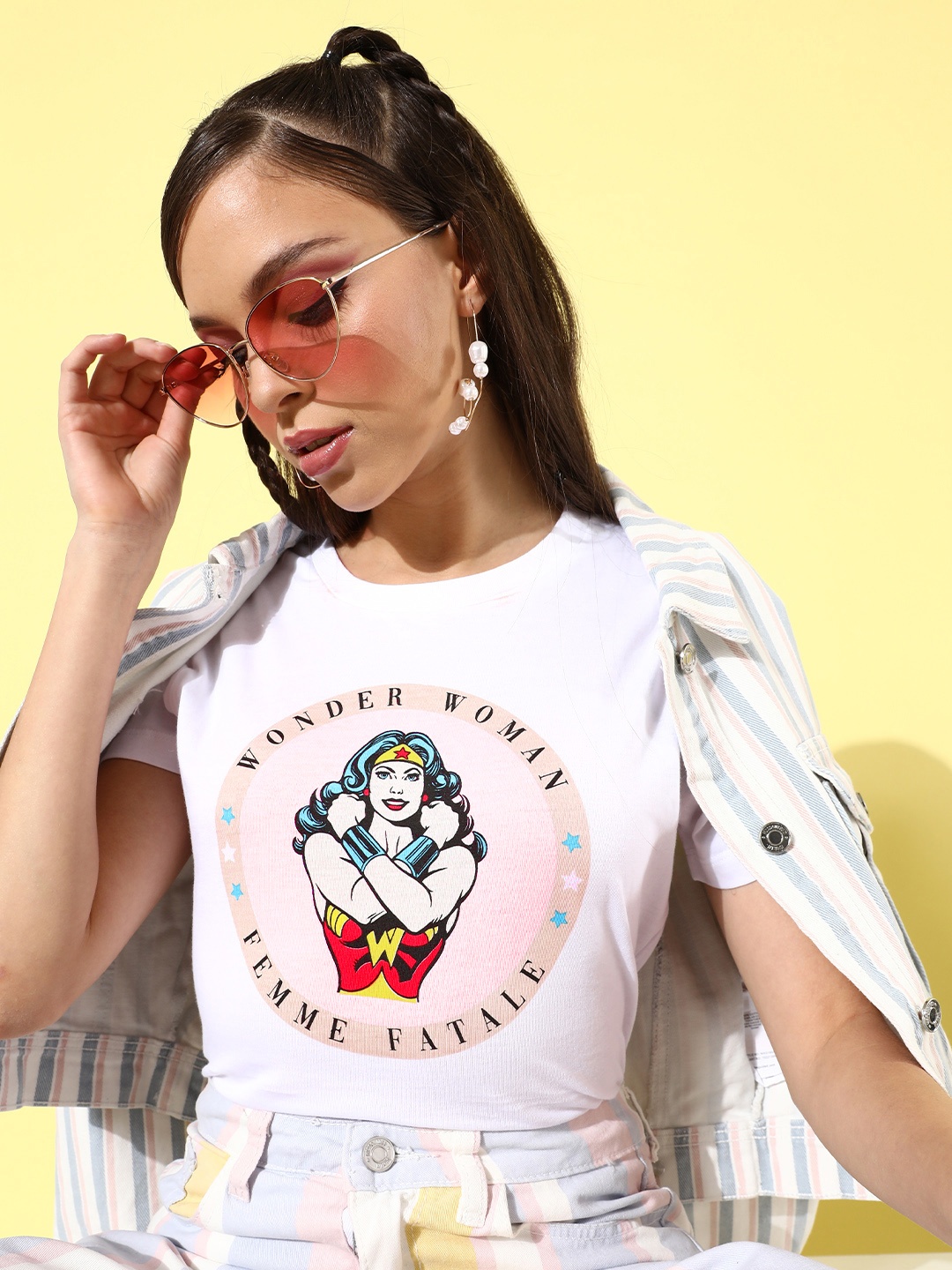 

Wonder Woman Women Classic White Superhero Conversational Tshirt