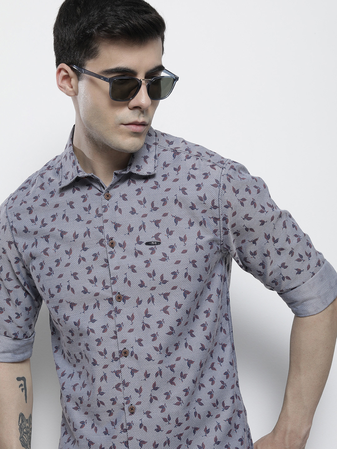 

The Indian Garage Co Men Floral Printed Casual Shirt, Blue