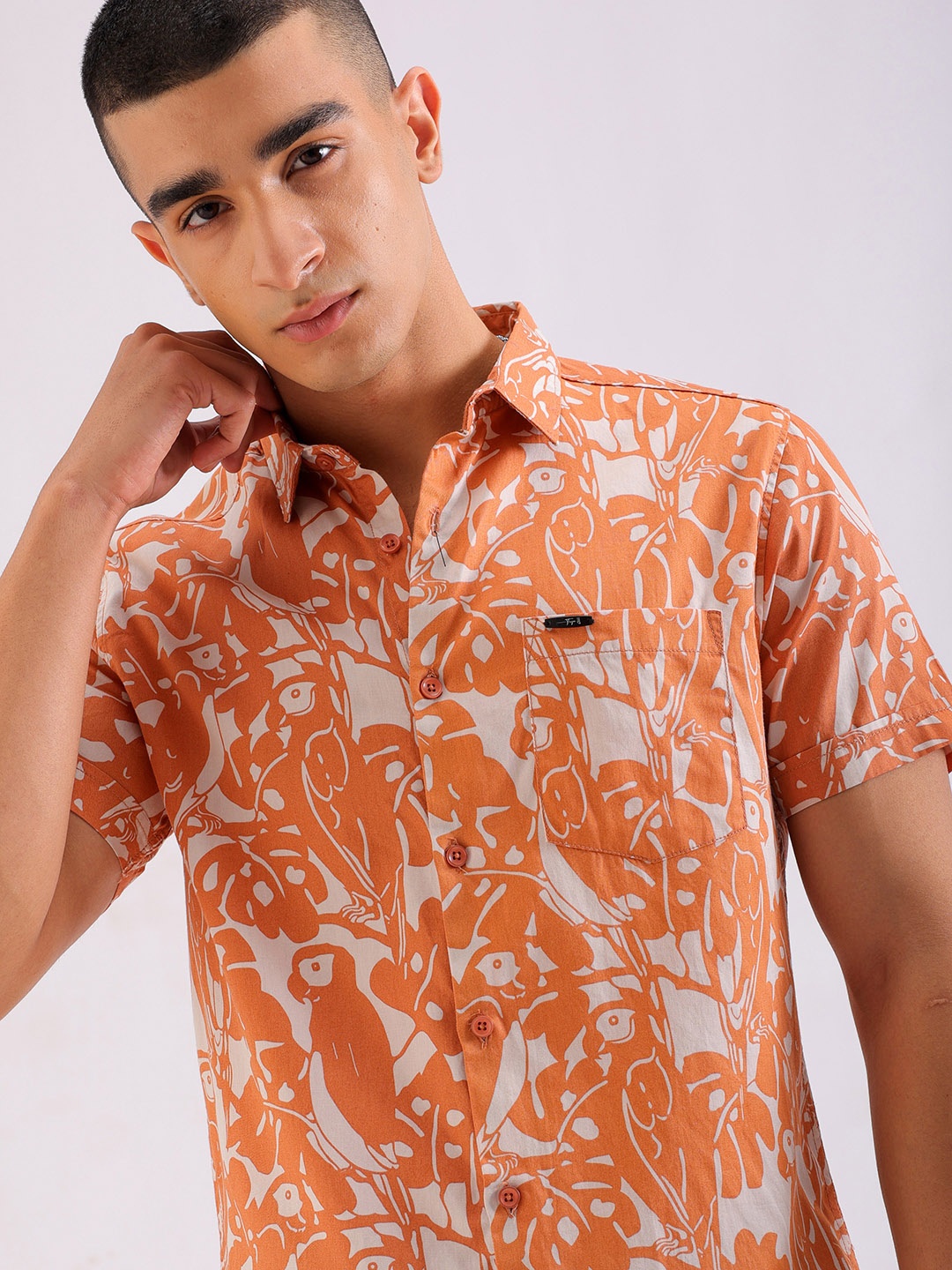 

The Indian Garage Co Men Regular Fit Conversational Printed Resortwear Shirt, Rust