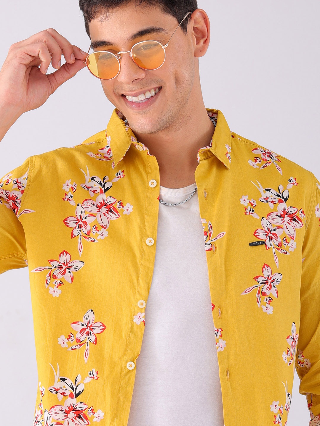 

The Indian Garage Co Men Floral Opaque Printed Casual Shirt, Mustard