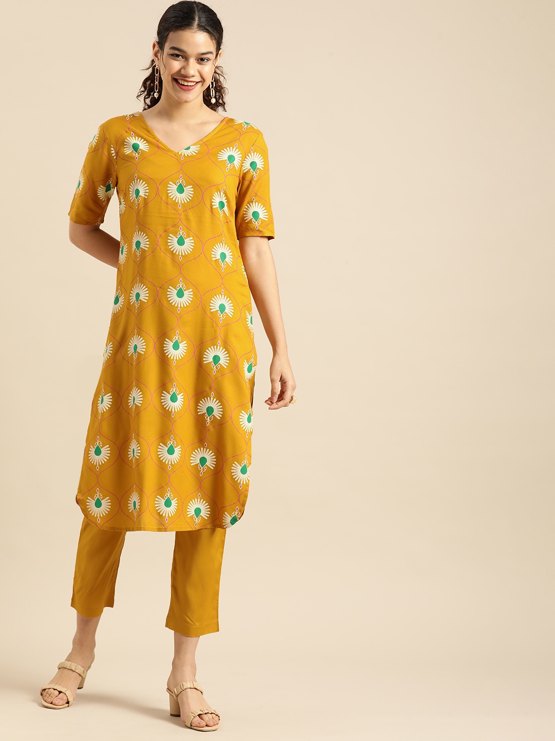 

Anouk Women Mustard Yellow Ethnic Motifs Printed Kurta Set