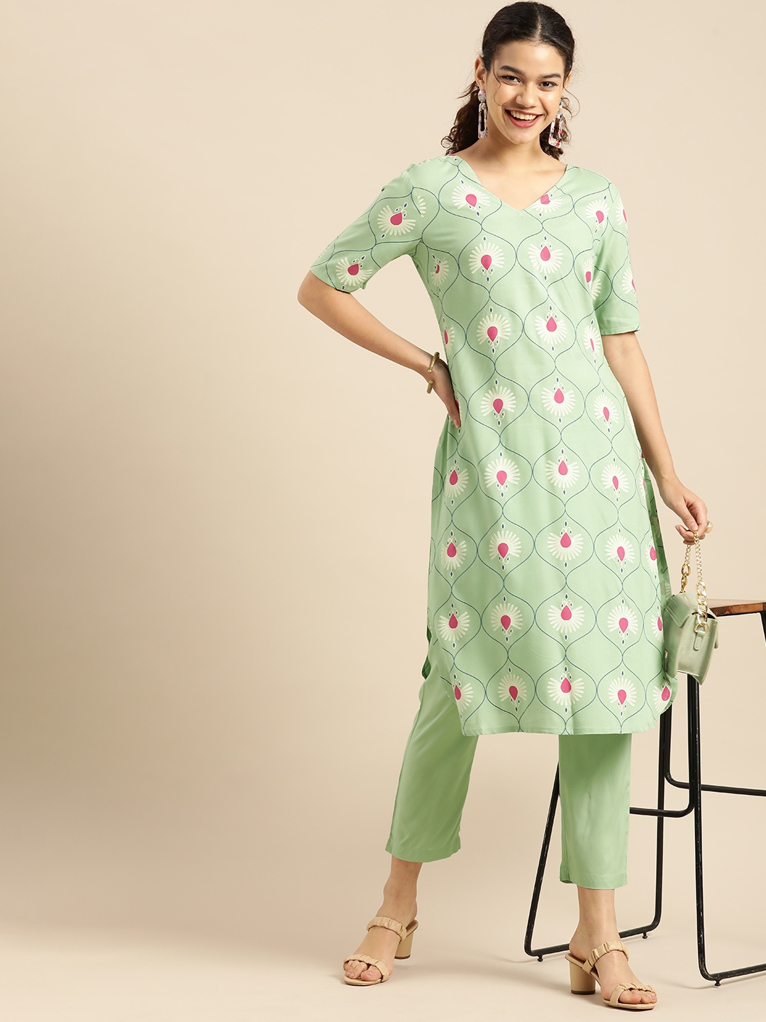 

Anouk Women Green Ethnic Motifs Printed Kurta with Trousers