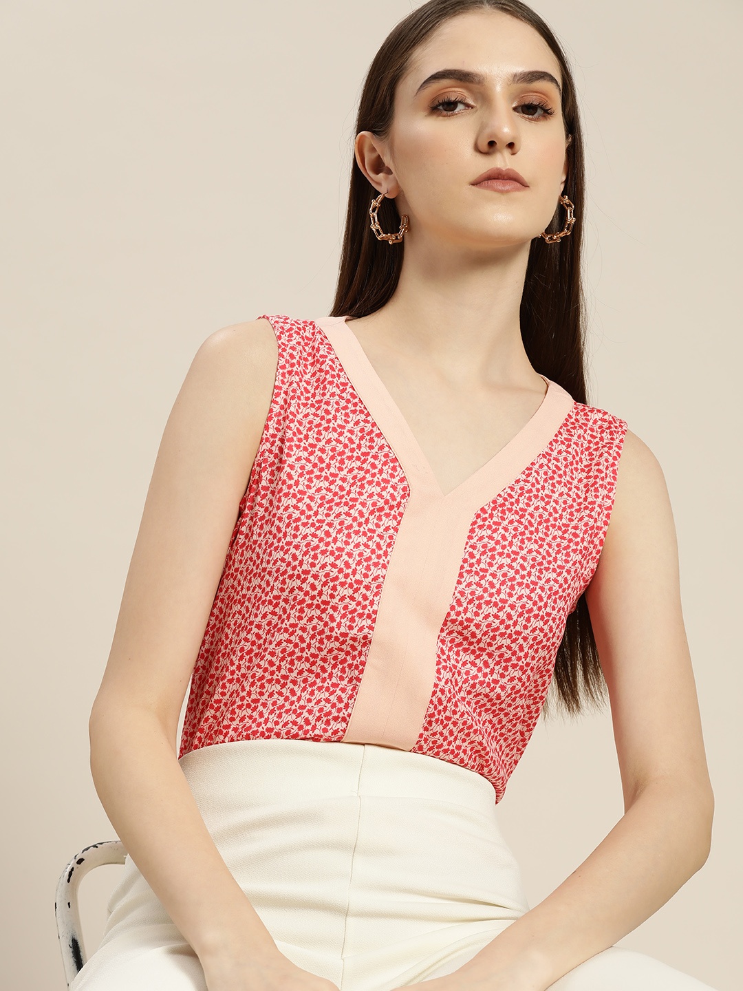 

her by invictus Women Peach-Coloured & Red Floral Print Top