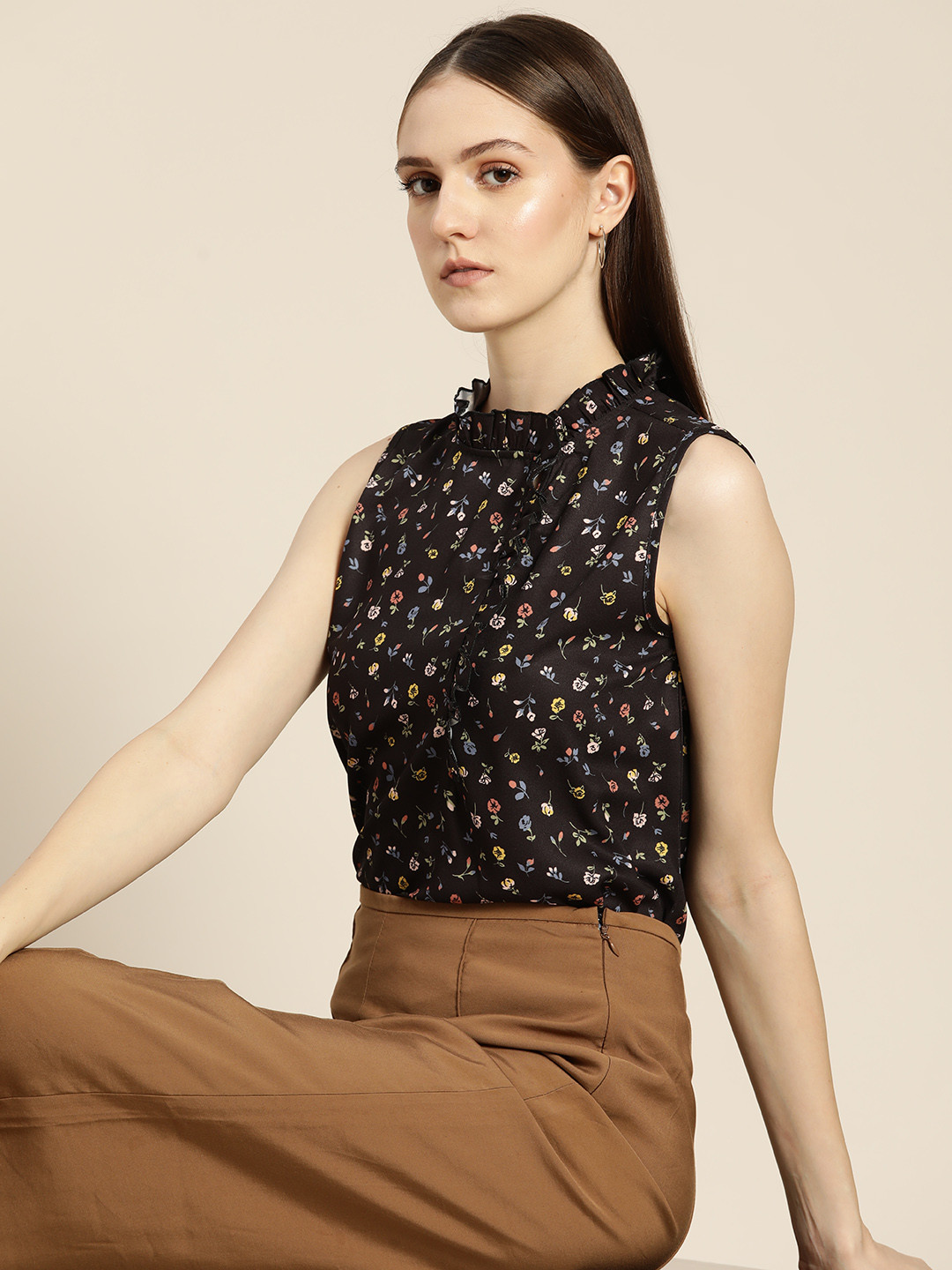 

her by invictus Black & Yellow Floral Print Ruffles Top