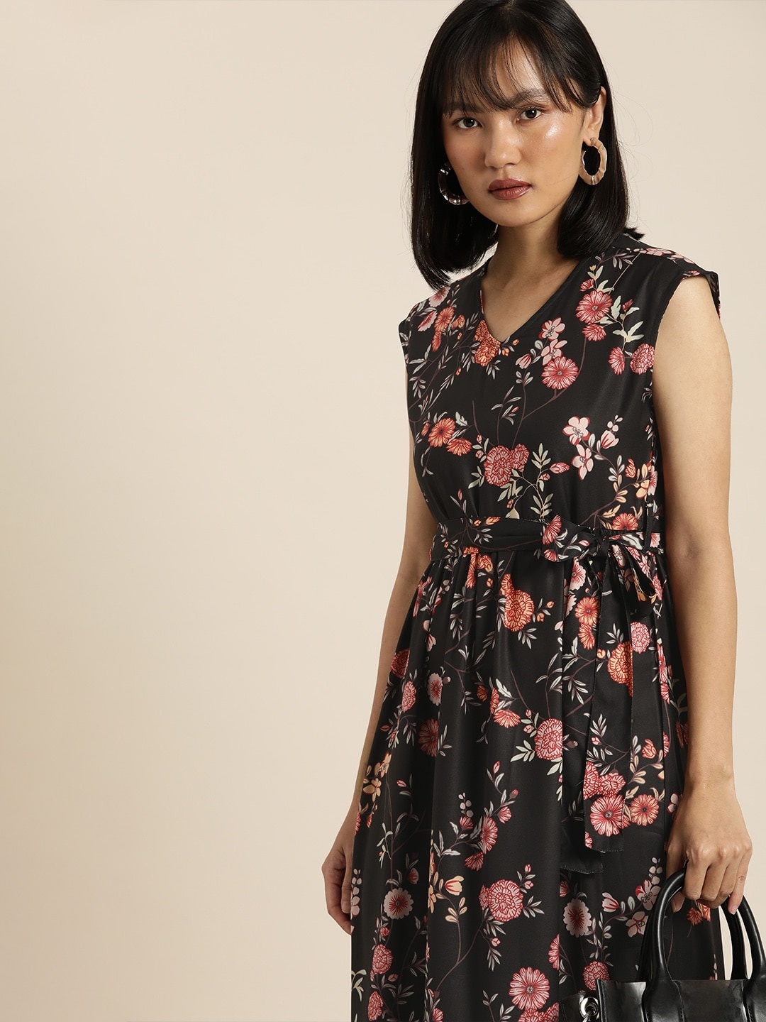 

her by invictus Black & Red Floral Printed A-Line Maxi Dress