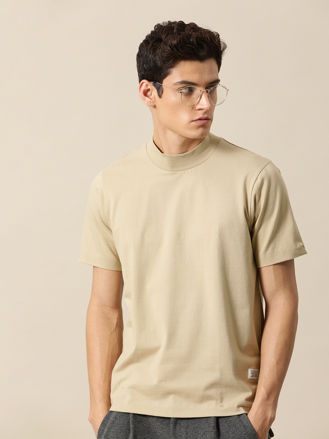 

Mr Bowerbird Men Rib Mock Neck T-shirt, Beige