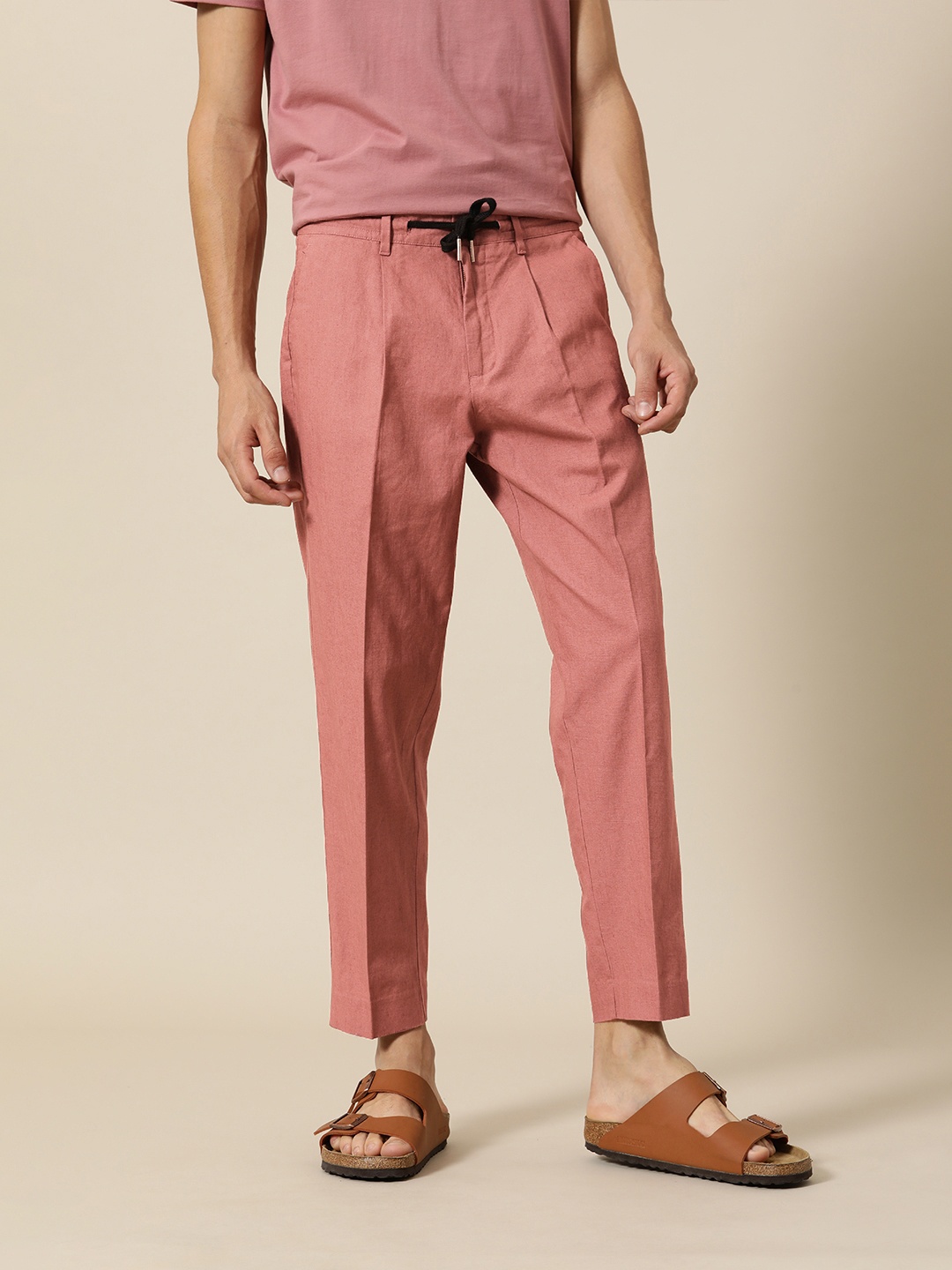 

Mr Bowerbird Men Dusty Pink Liberal Fit Cotton Linen Pleated Trousers, Rose