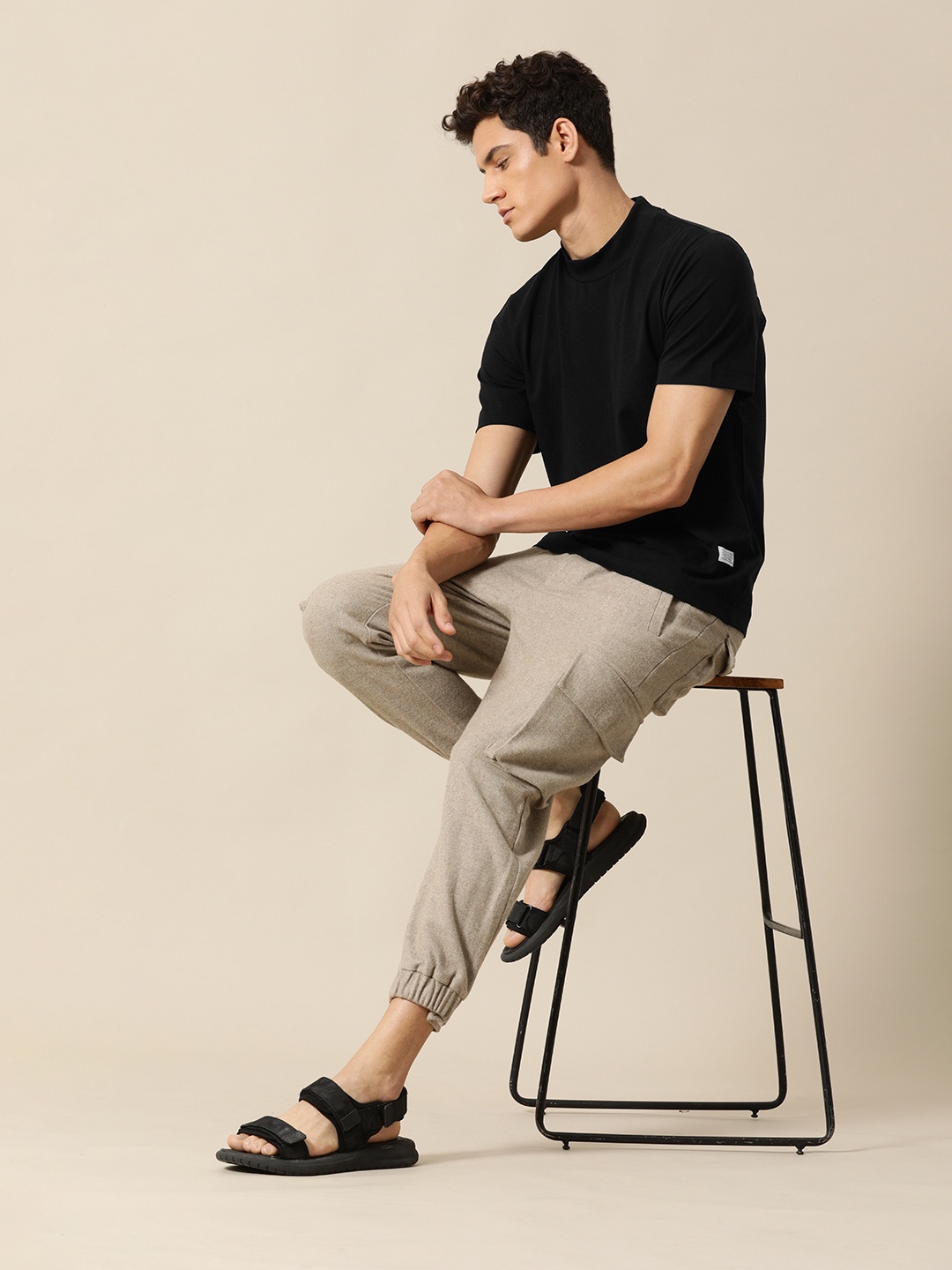 

Mr Bowerbird Men Rib Mock Neck T-shirt, Black