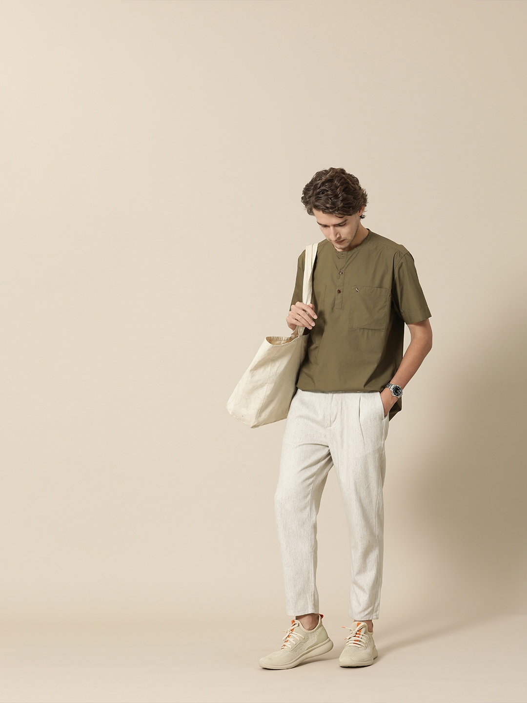 

Mr Bowerbird Men Olive Green Liberal Fit Solid Casual Shirt