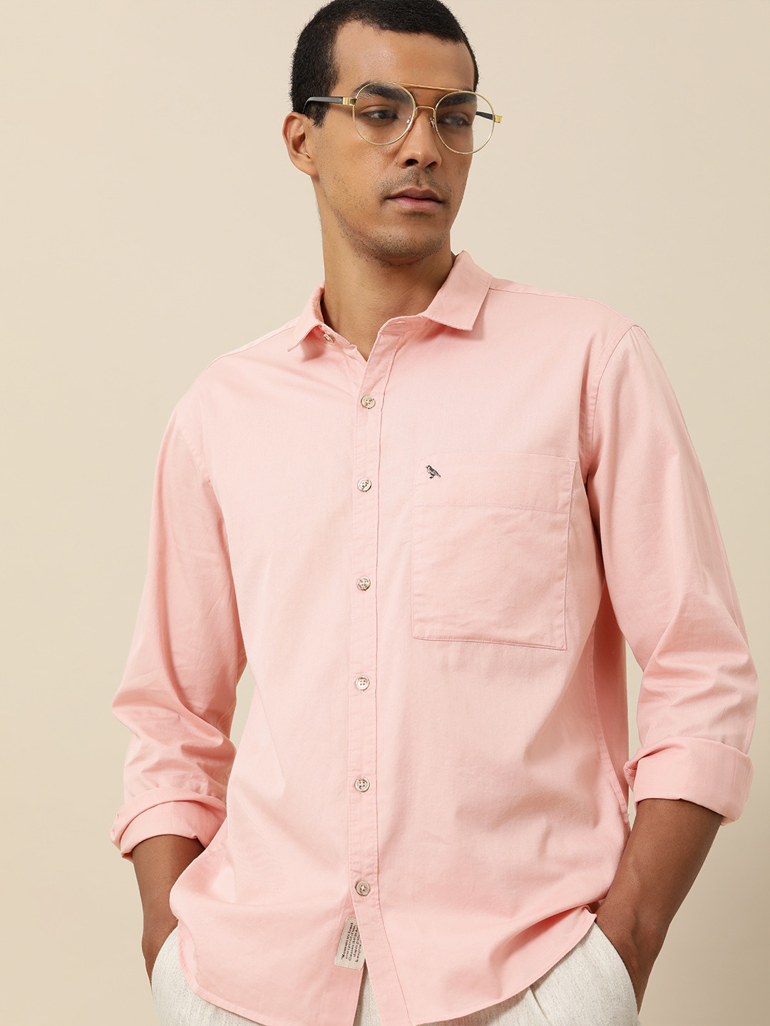 

Mr Bowerbird Men Peach-Coloured Solid Tailored Fit Pure Cotton Oversize Casual Shirt